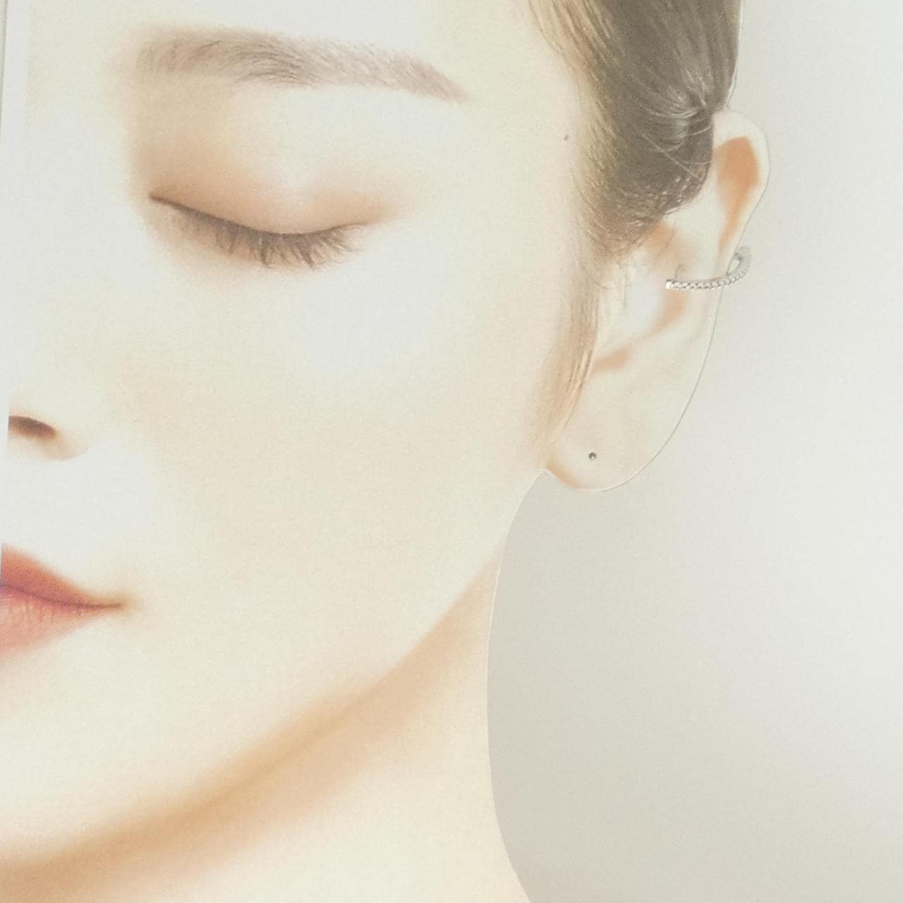 ヒロタカ ボウ イヤーカフ 0.09CT 片耳