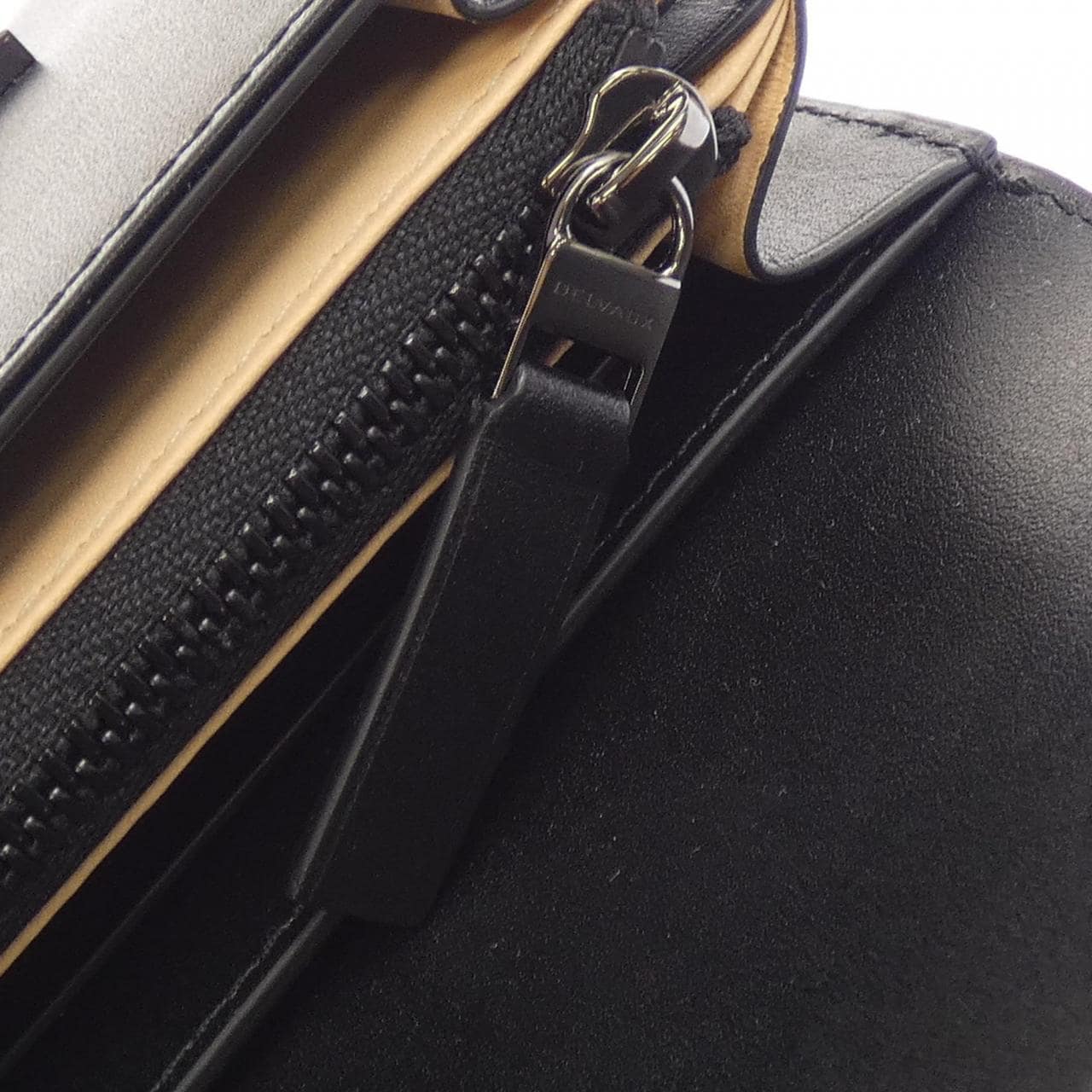 デルボー DELVAUX MADAME WALLET