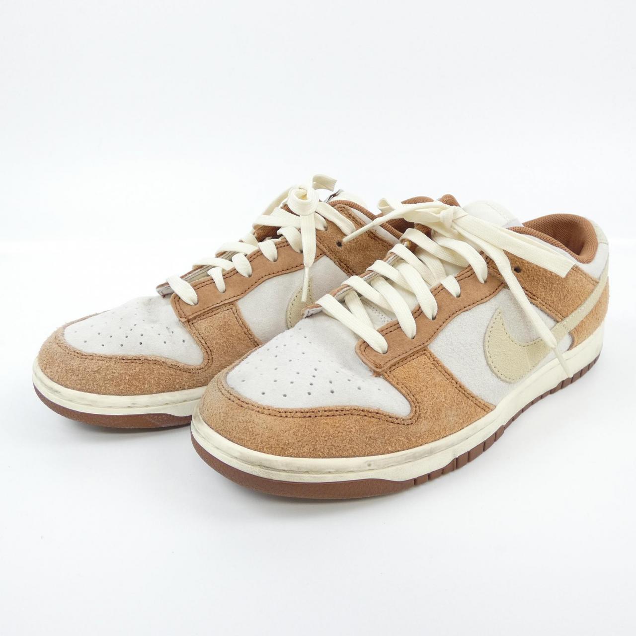ナイキ NIKE スニーカー