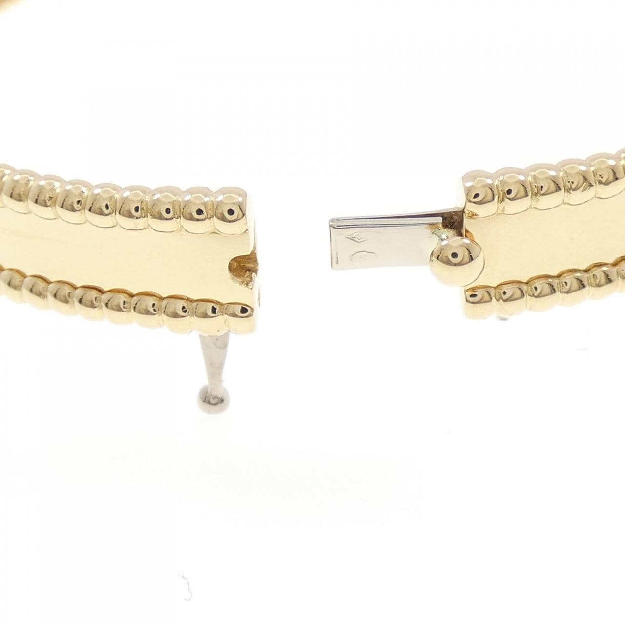 ヴァンクリーフ&アーペル ペルレ シニアチュール バングル