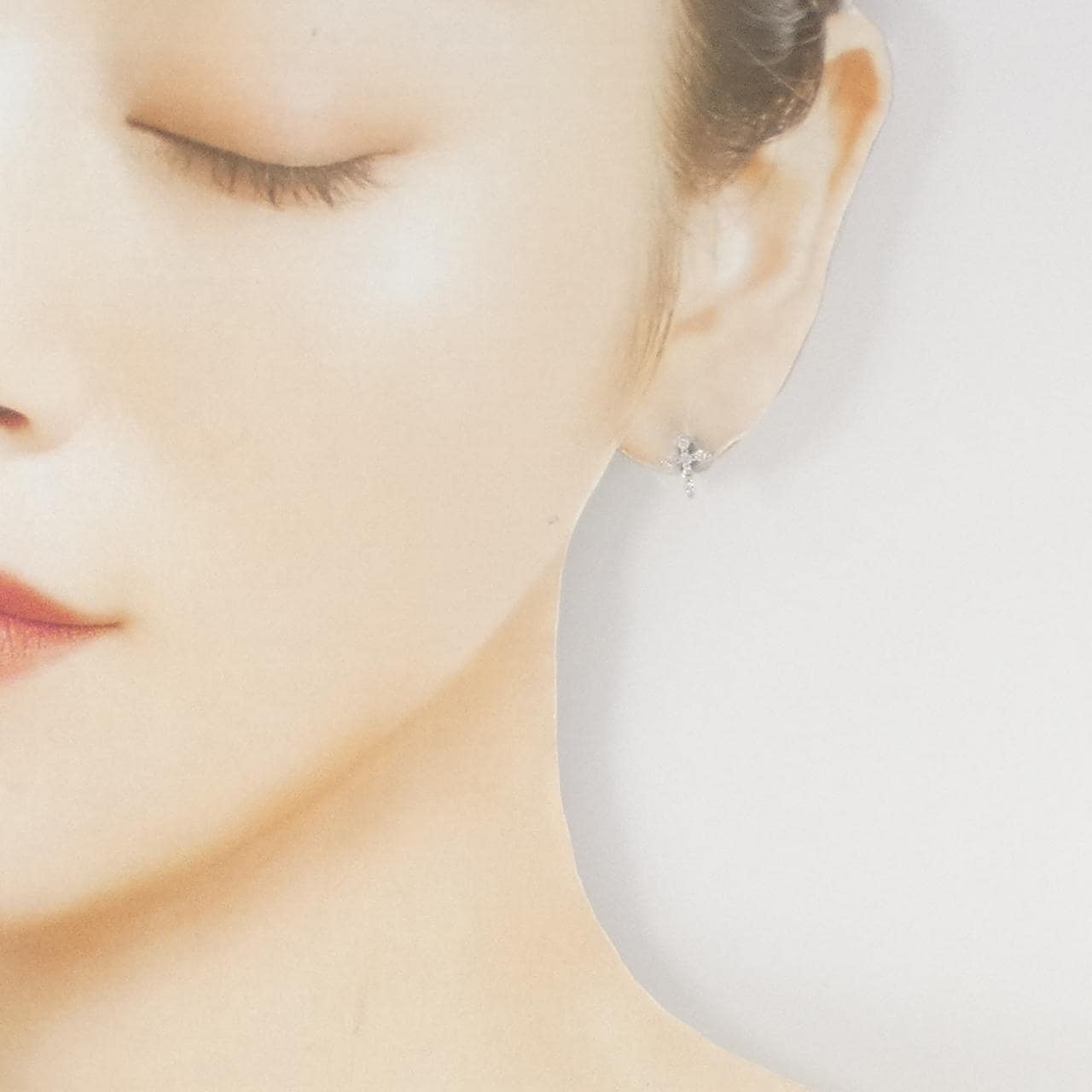 PT900 クロス ダイヤモンド ピアス 0.20CT