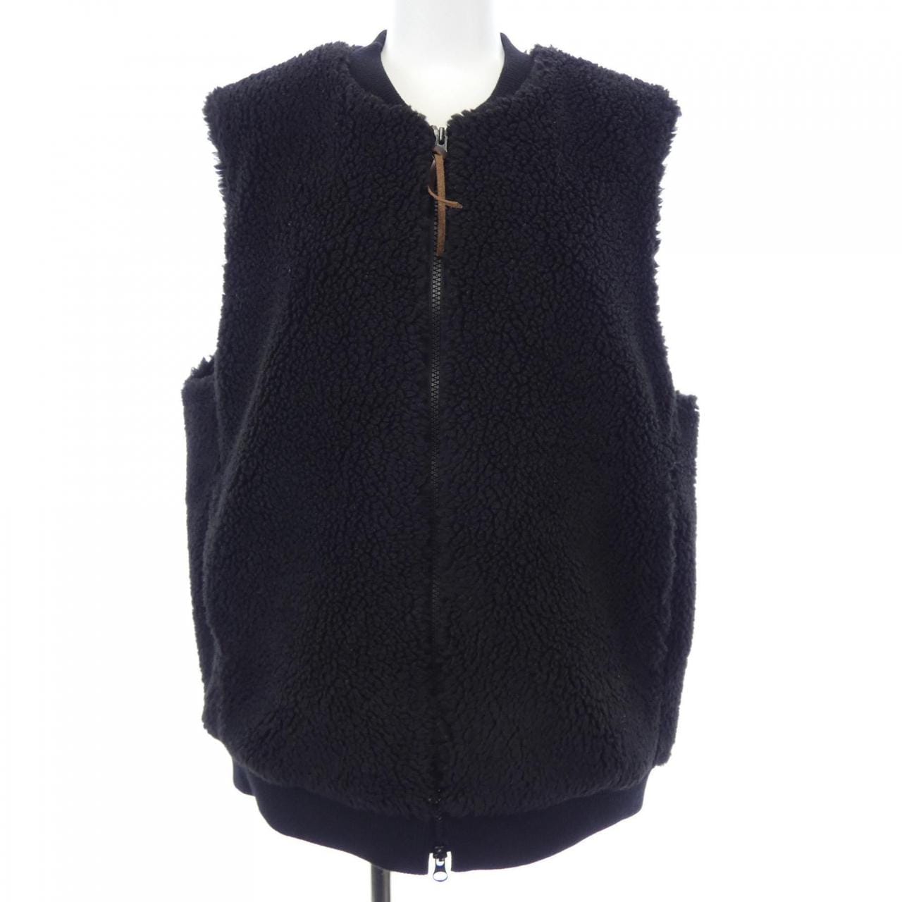 アーメン ARMEN ベスト