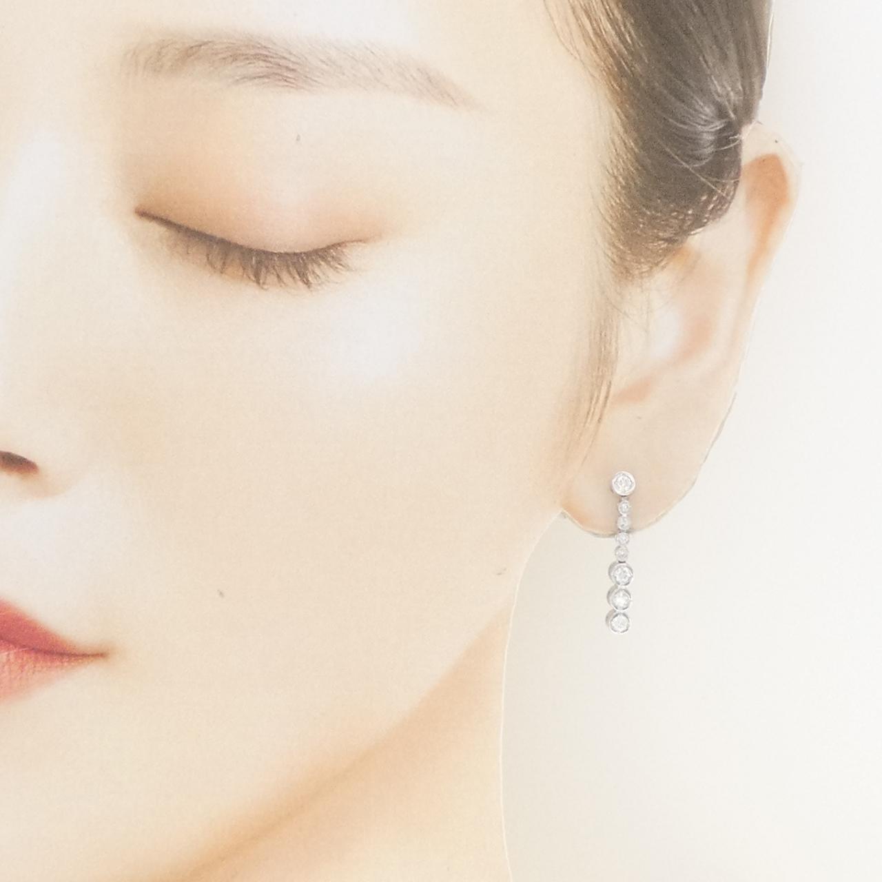 LINE ダイヤモンド ピアス 0.50CT
