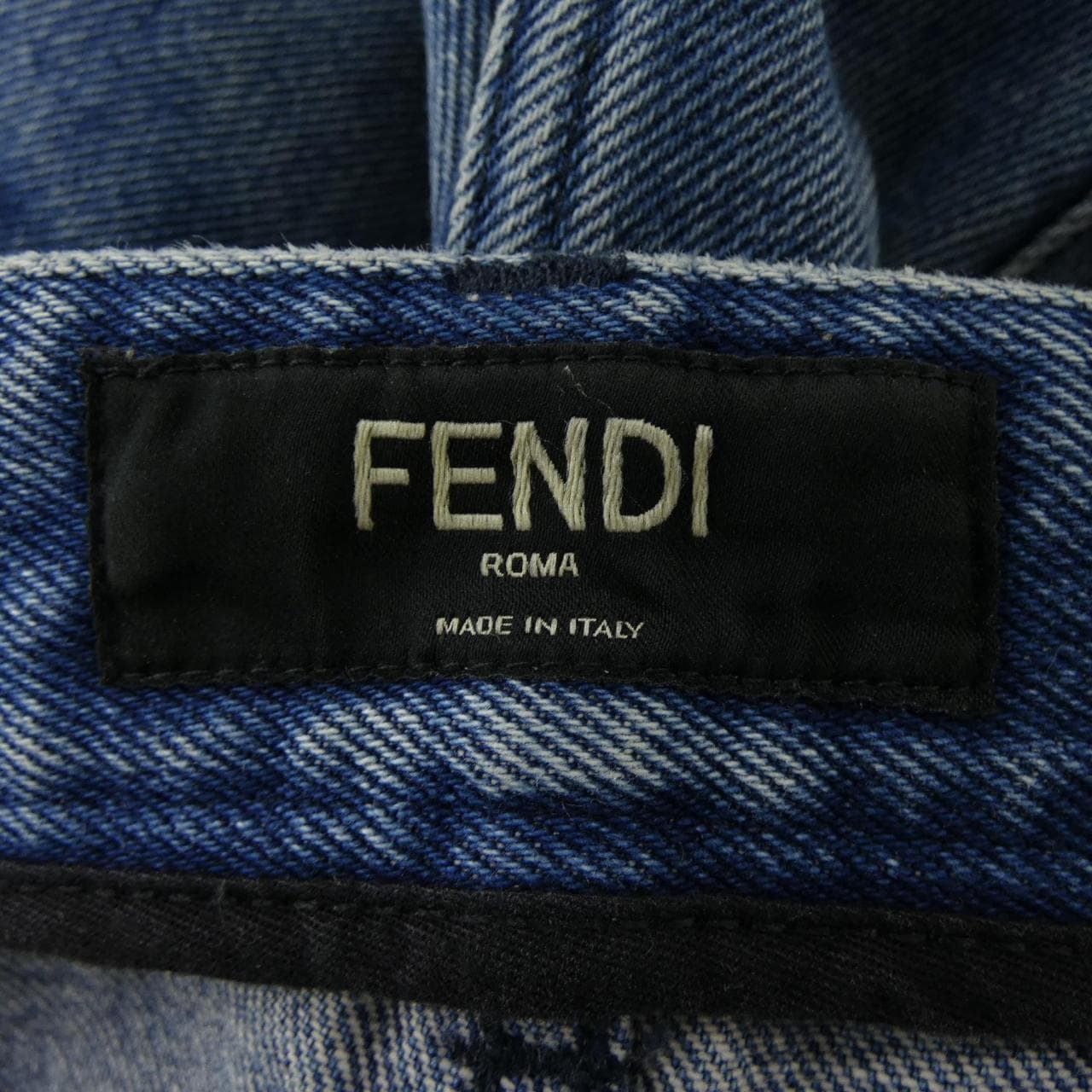 フェンディ FENDI パンツ