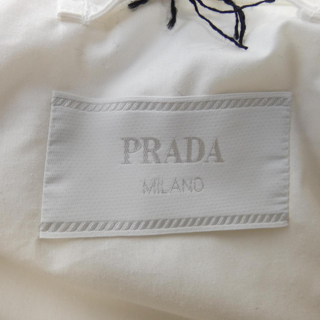 プラダ PRADA ダウンジャケット