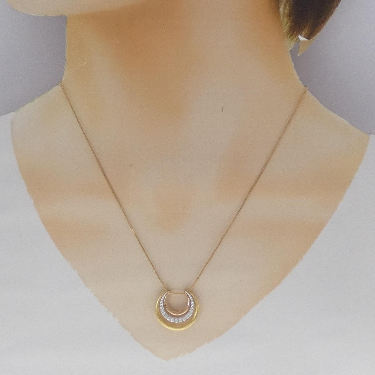 ジーエスティービー ダイヤモンド ネックレス 0.12CT