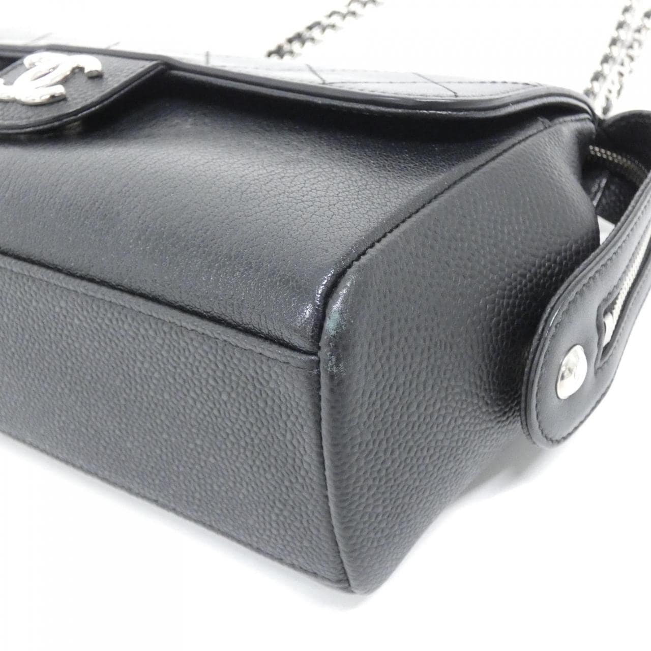 シャネル ショルダーバッグ