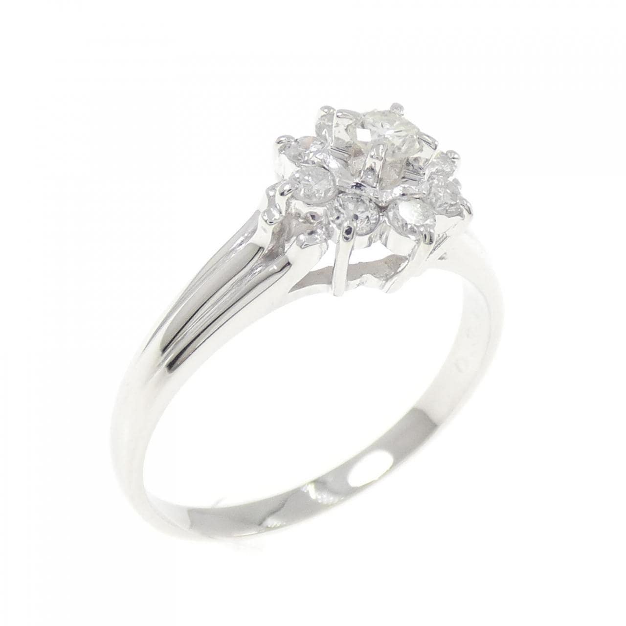 PT900 フラワー ダイヤモンド リング 0.30CT