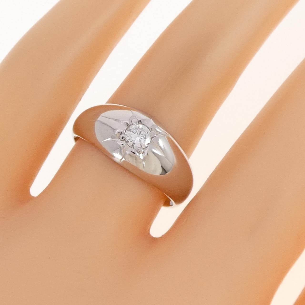 PT900 ダイヤモンド リング 0.15CT