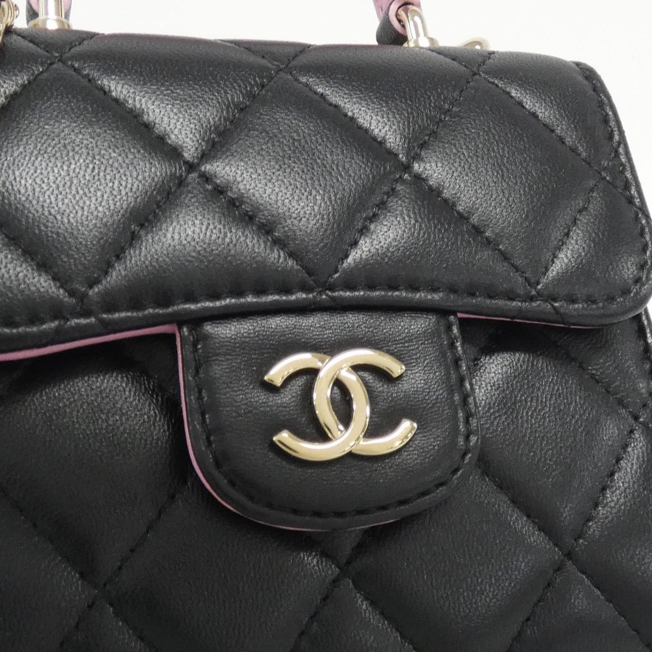 CHANEL AP2682 shoulder bag