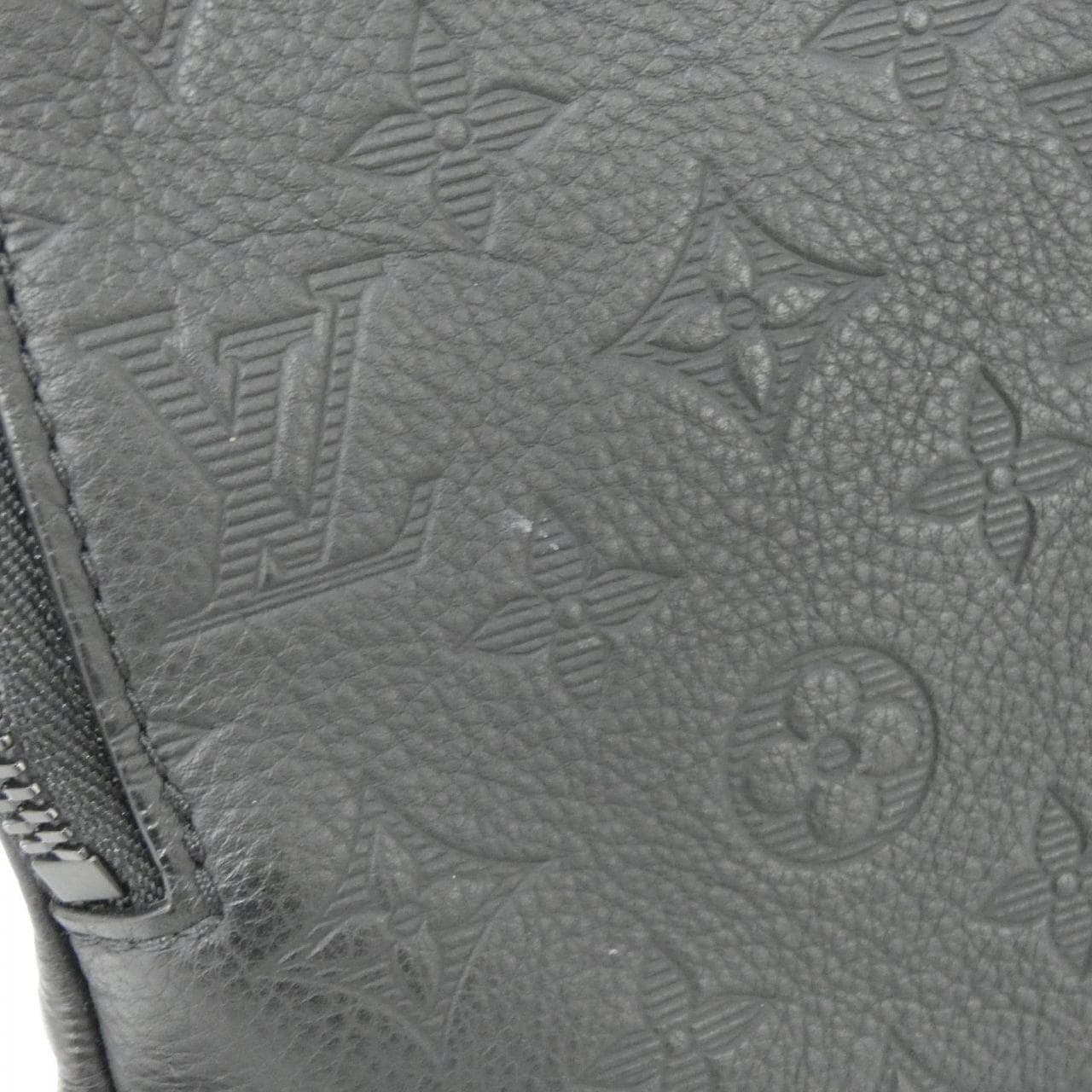 ルイヴィトン モノグラム シャドウ デュオ スリングバッグ M21890 ショルダーバッグ