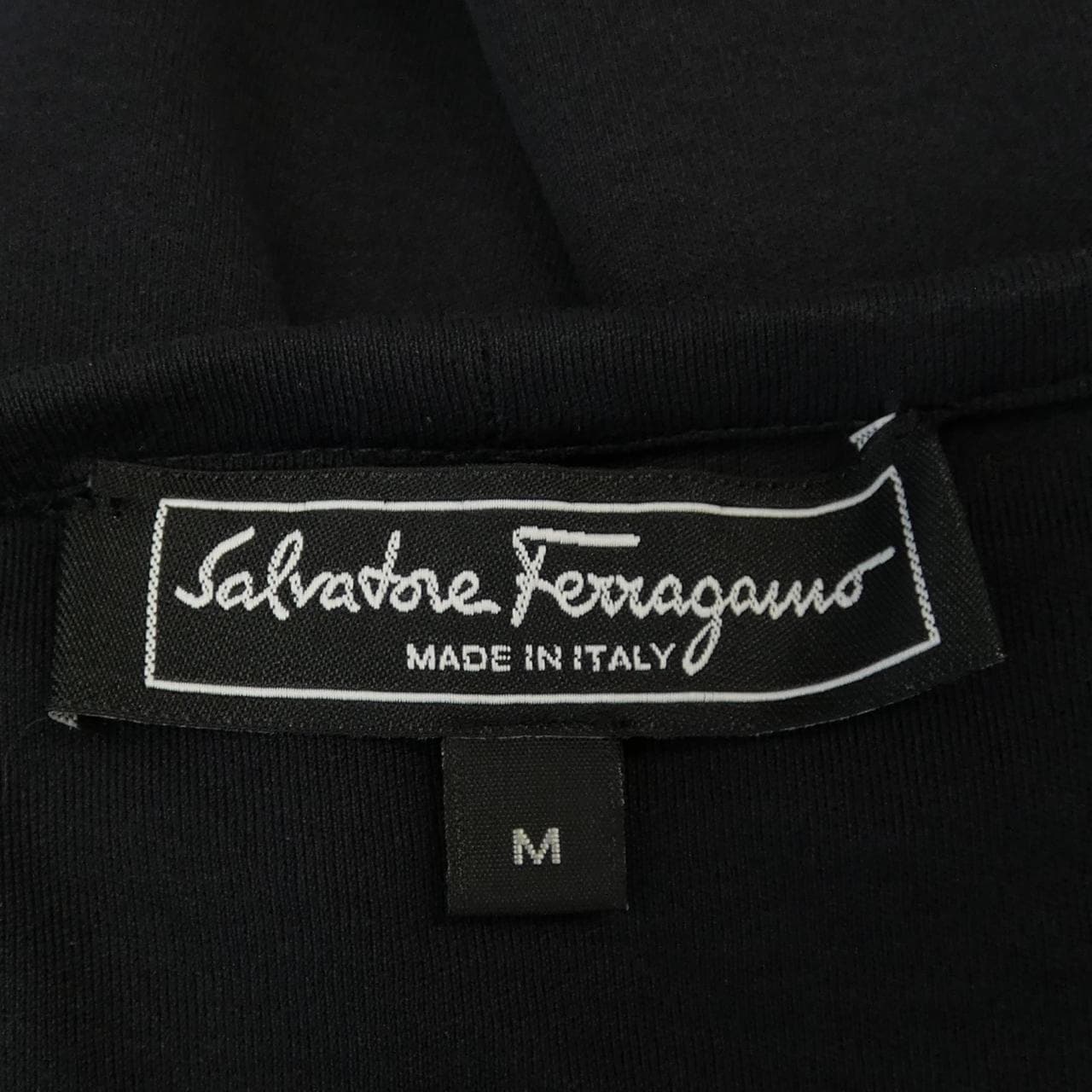 サルヴァトーレフェラガモ SALVATORE FERRAGAMO トップス