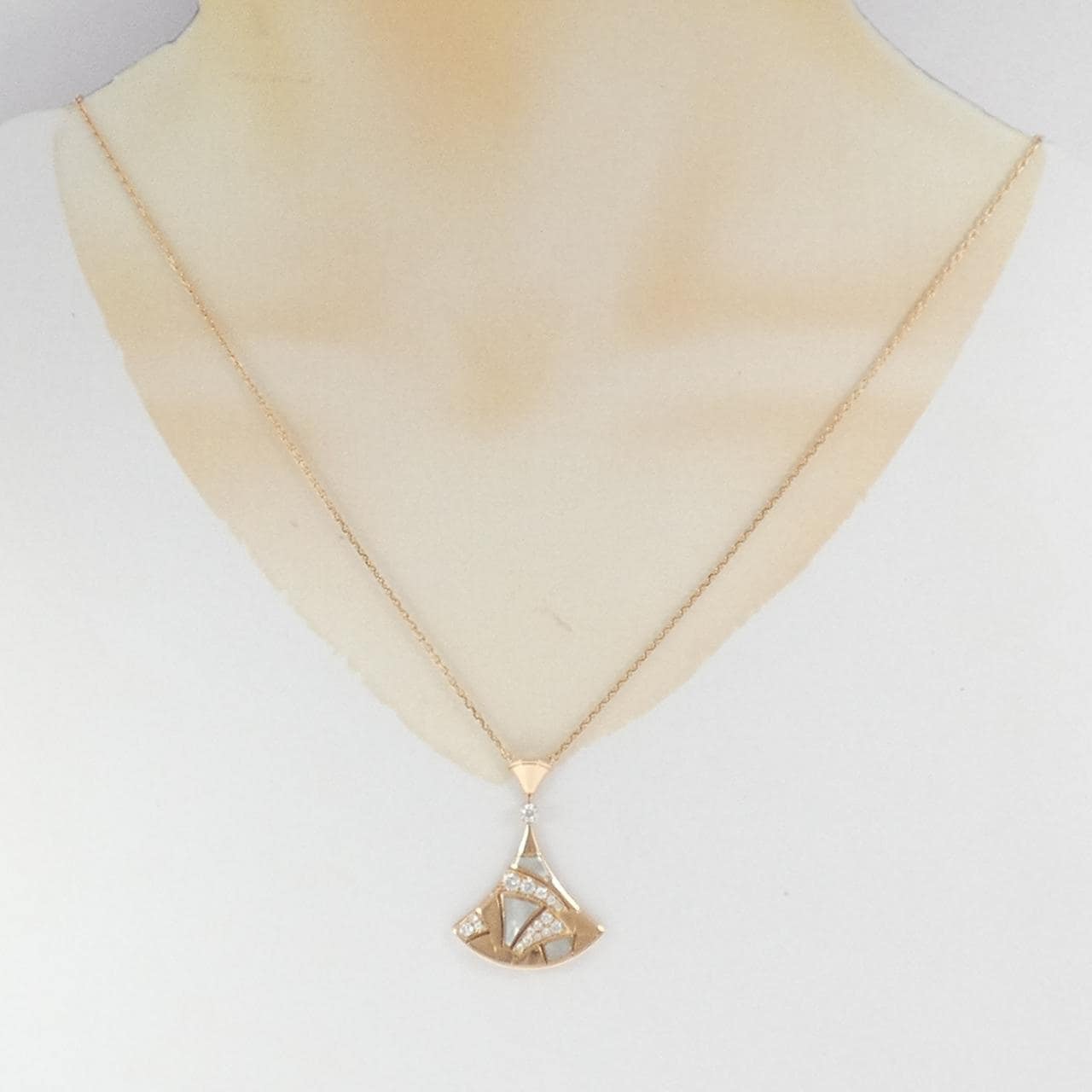 BVLGARI diva dream necklace
