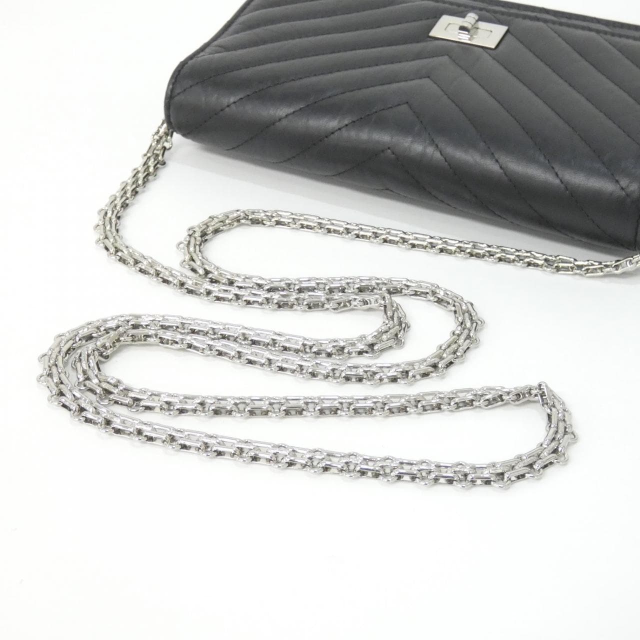 シャネル 70328 チェーンウォレット