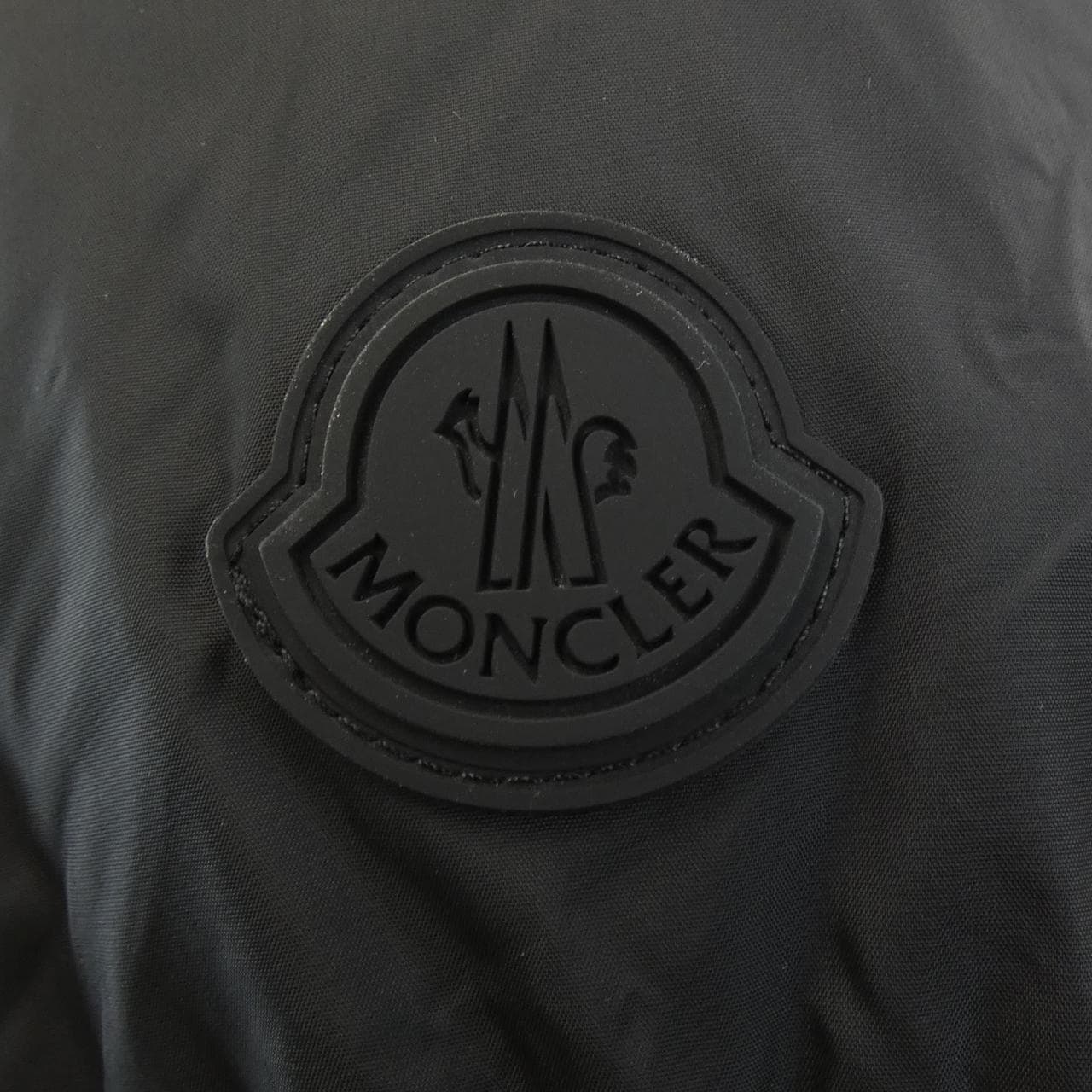 モンクレール MONCLER MONTCLA ダウンジャケット