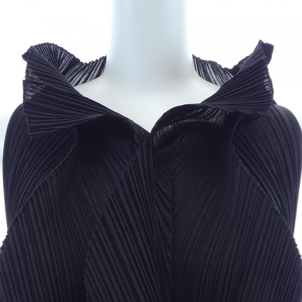 プリーツプリーズ PLEATS PLEASE PP31-JJ601 トップス