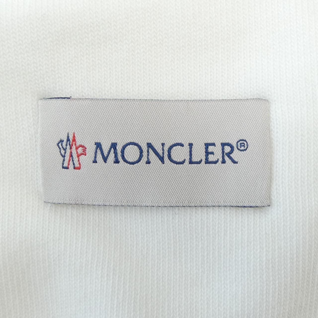モンクレール MONCLER I10918H00031 ショートパンツ