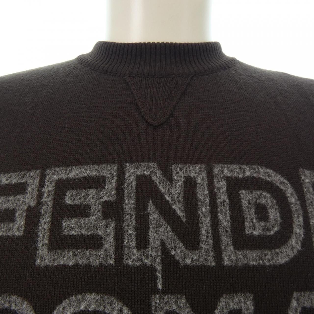 フェンディ FENDI ベスト