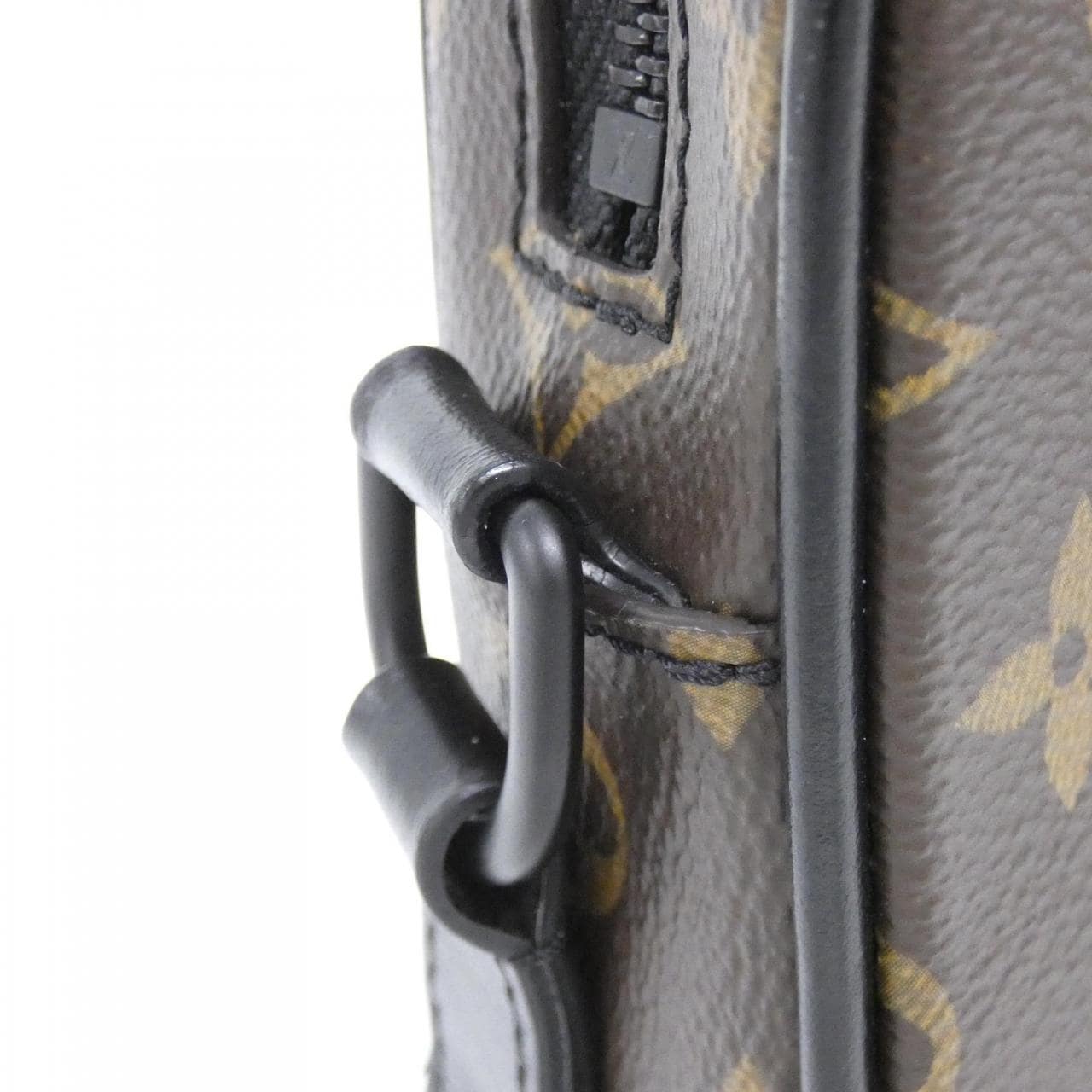 ルイヴィトン モノグラム マカサー クリストファー ウエアラブル ウォレット M69404 ショルダーバッグ