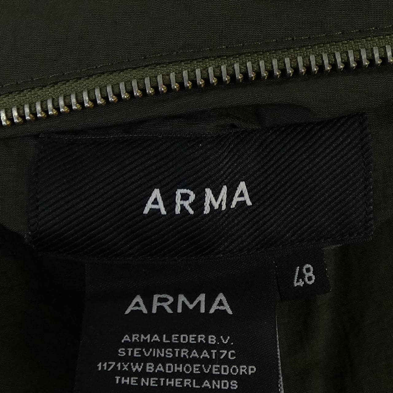 ARMA ZALE ベスト