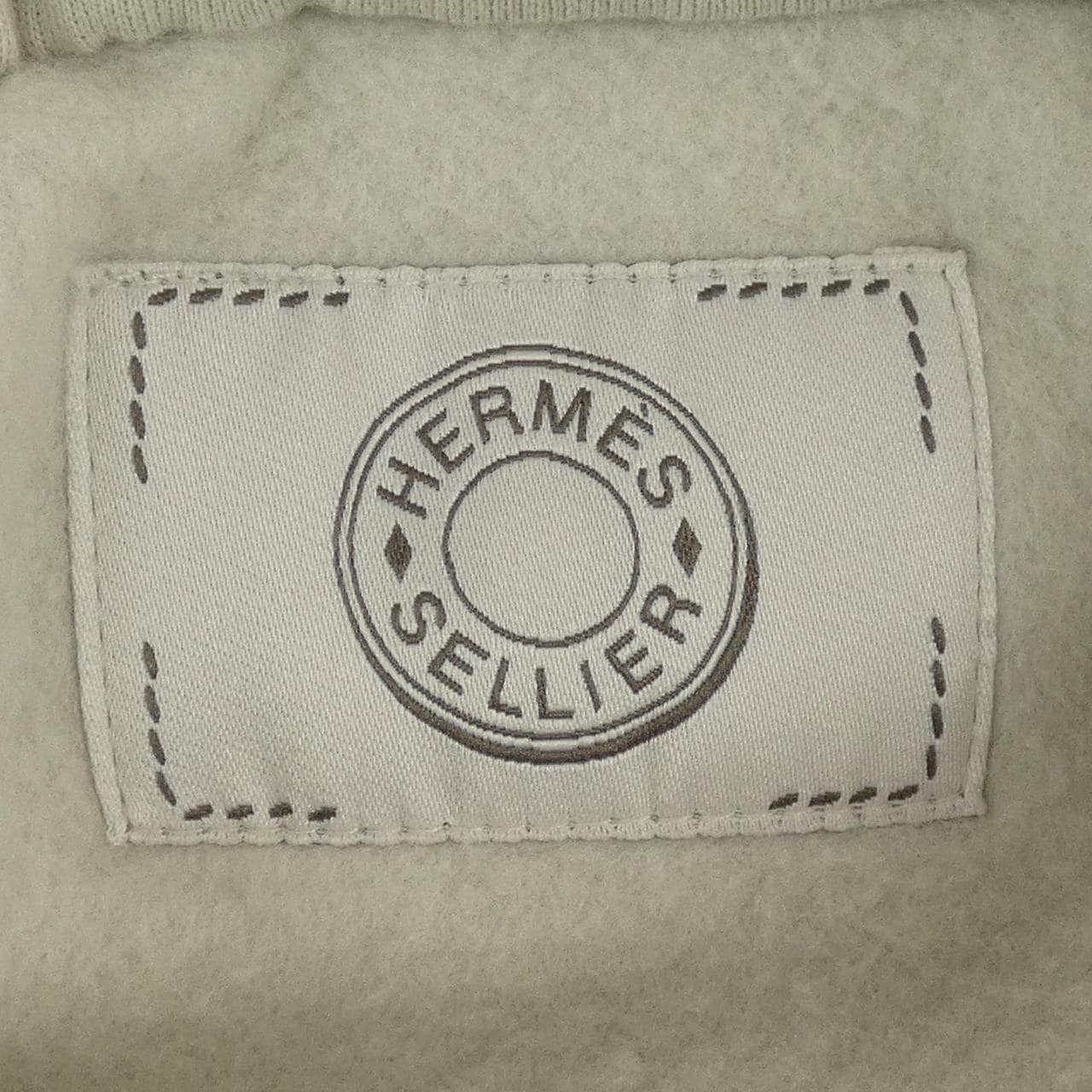 エルメス HERMES クルードセル　CLOU DE SELLE SELLIER H800735E エルメス フィット パーカー