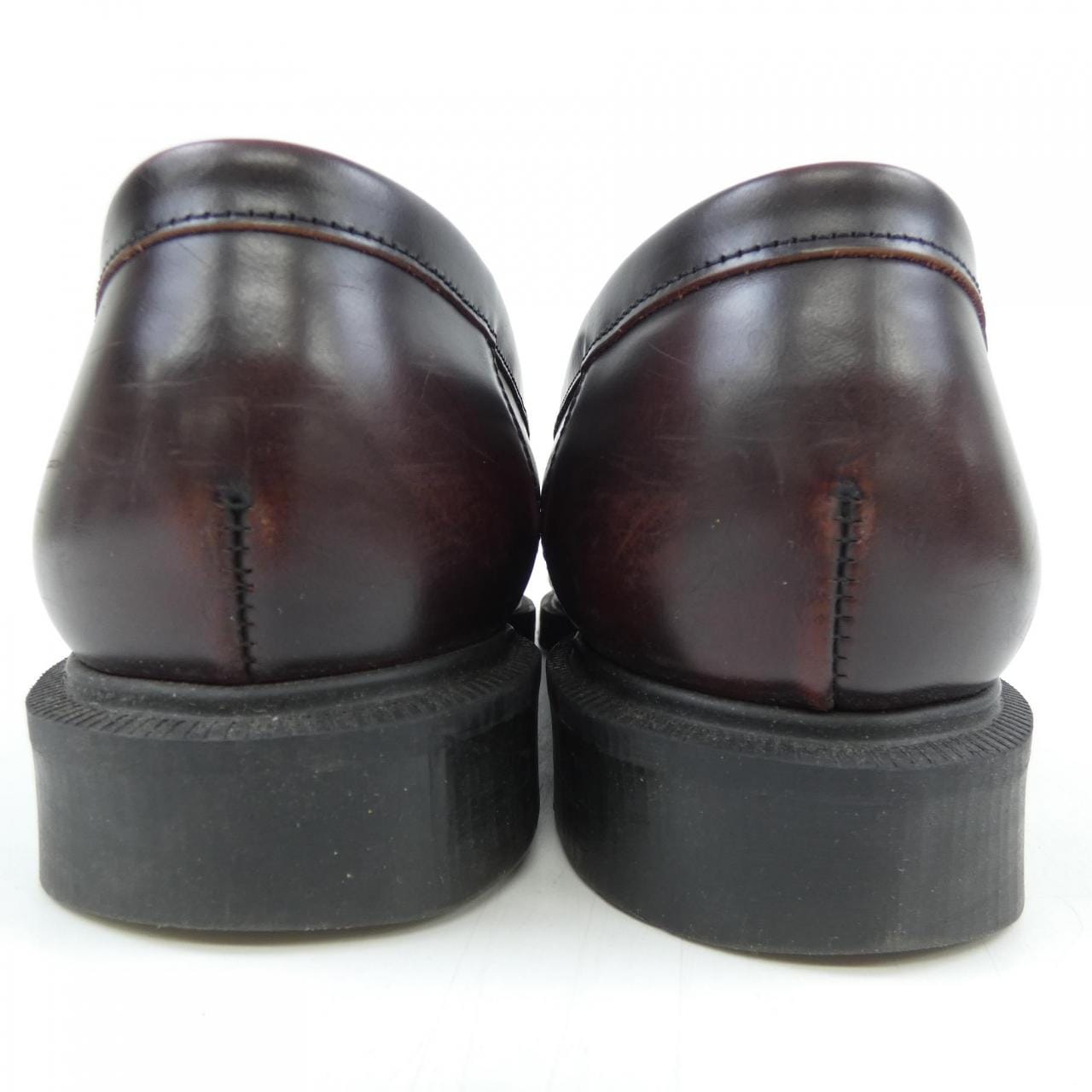 SOLOVAIR シューズ