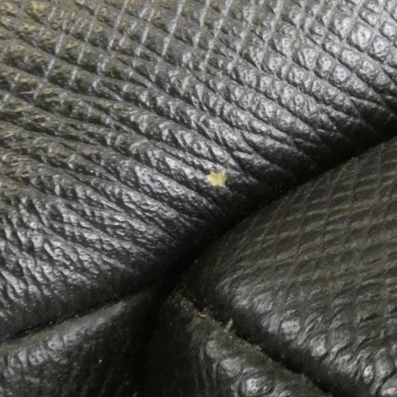 ルイヴィトン タイガ ディスカバリー バックパック M33450 リュックサック