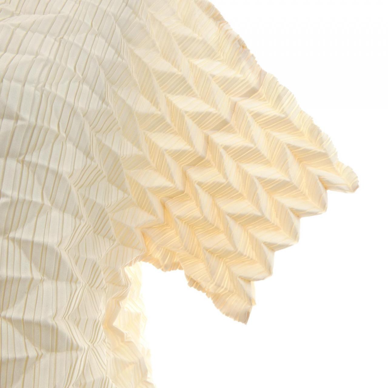 イッセイミヤケ ISSEY MIYAKE IM33FJ120 トップス