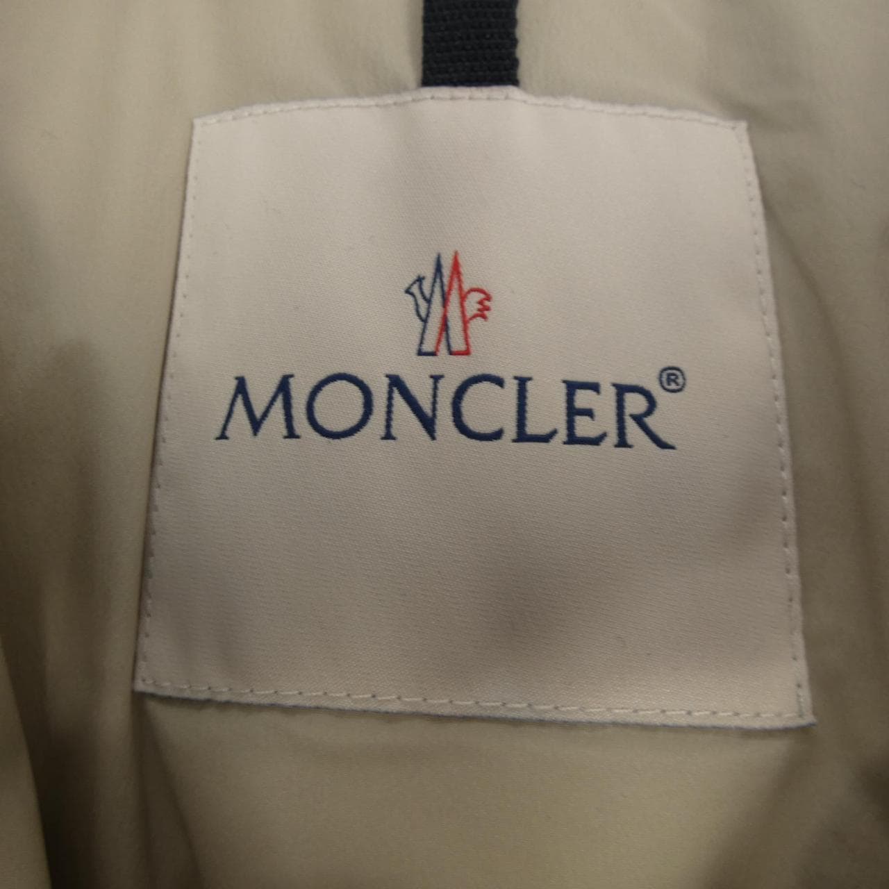 MONCLER蒙克勒羽绒服