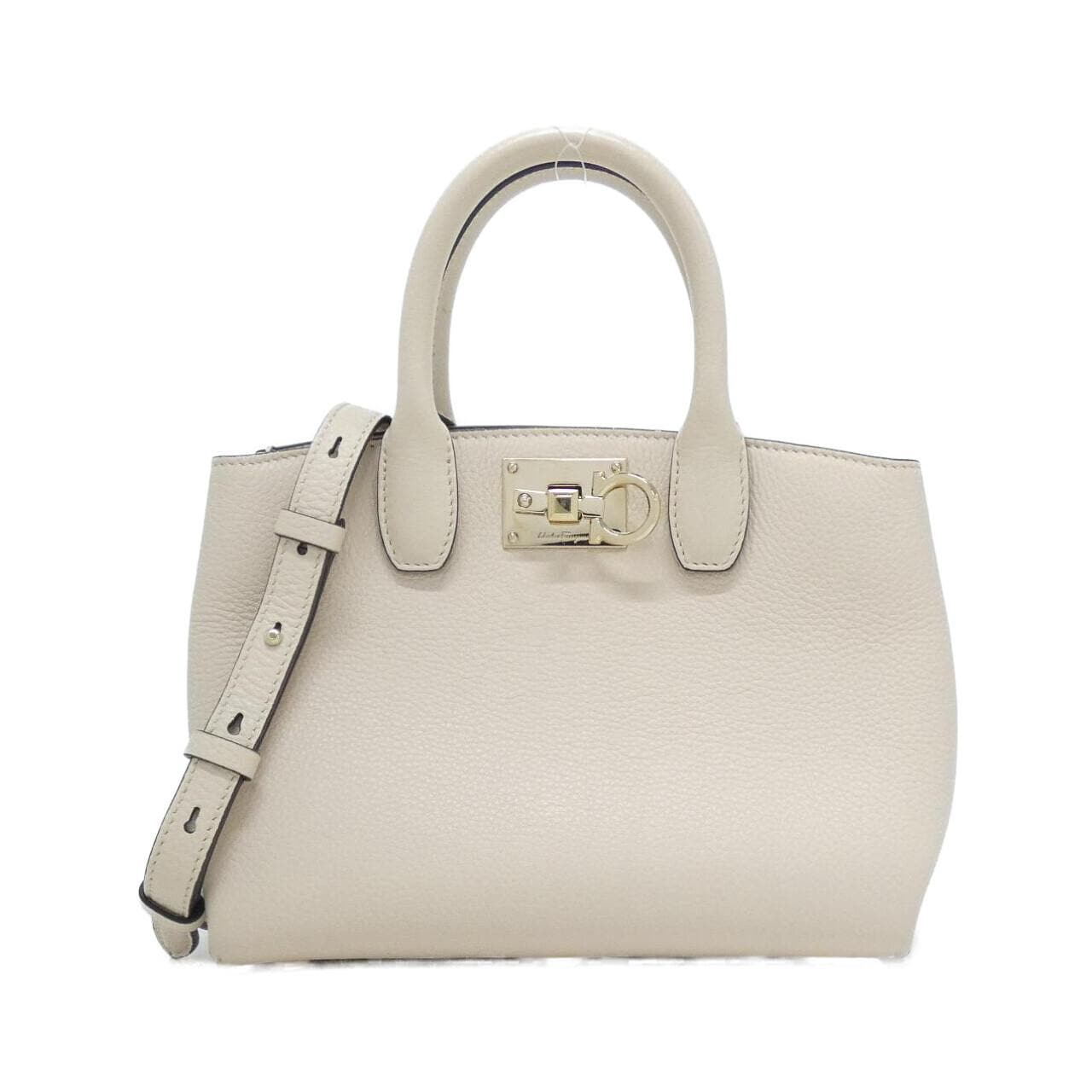 サルヴァトーレフェラガモ 21 H288 バッグ