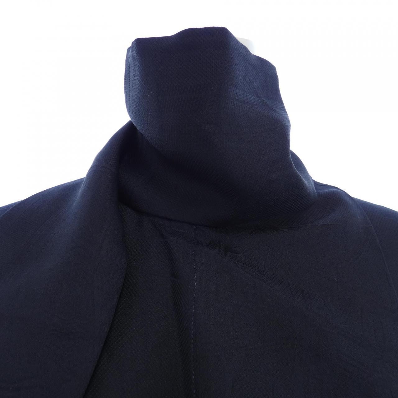 エルメス HERMES トップス