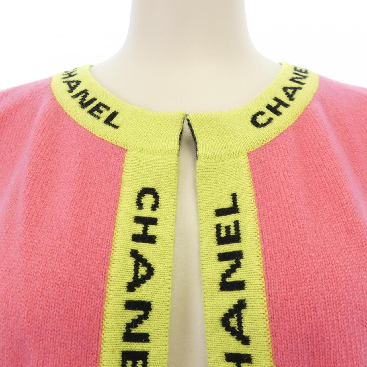 【ヴィンテージ】シャネル CHANEL P04462W02214 カーディガン