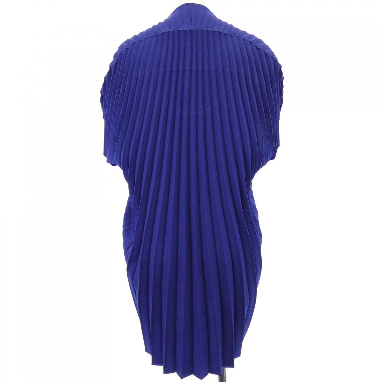 プリーツプリーズ PLEATS PLEASE PP41FT792 トップス