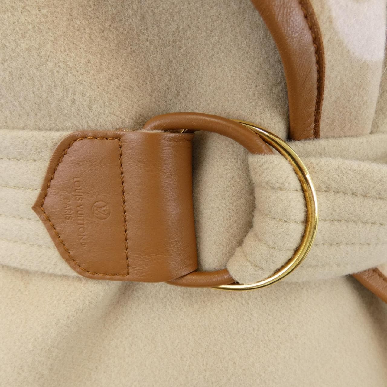 ルイヴィトン LOUIS VUITTON ベルテッドダブルフェイスフーデッドラップコート FMCO05NUV コート