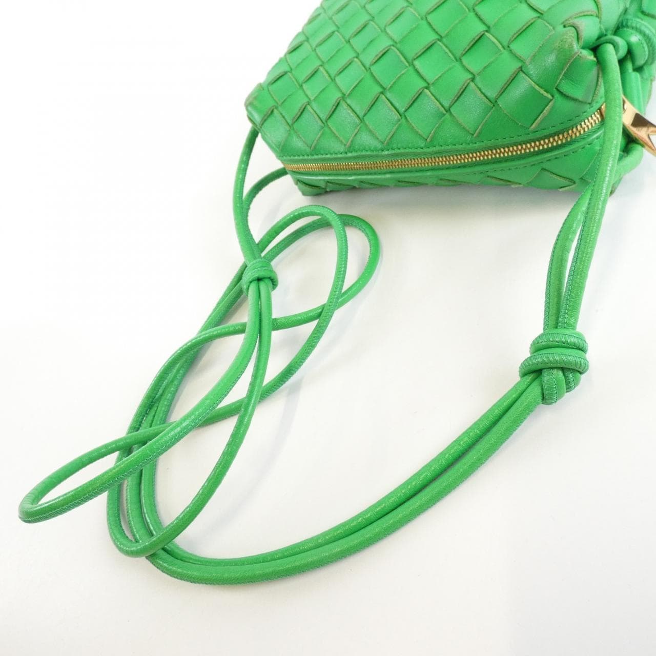 ボッテガヴェネタ 680254 V1G11 ショルダーバッグ