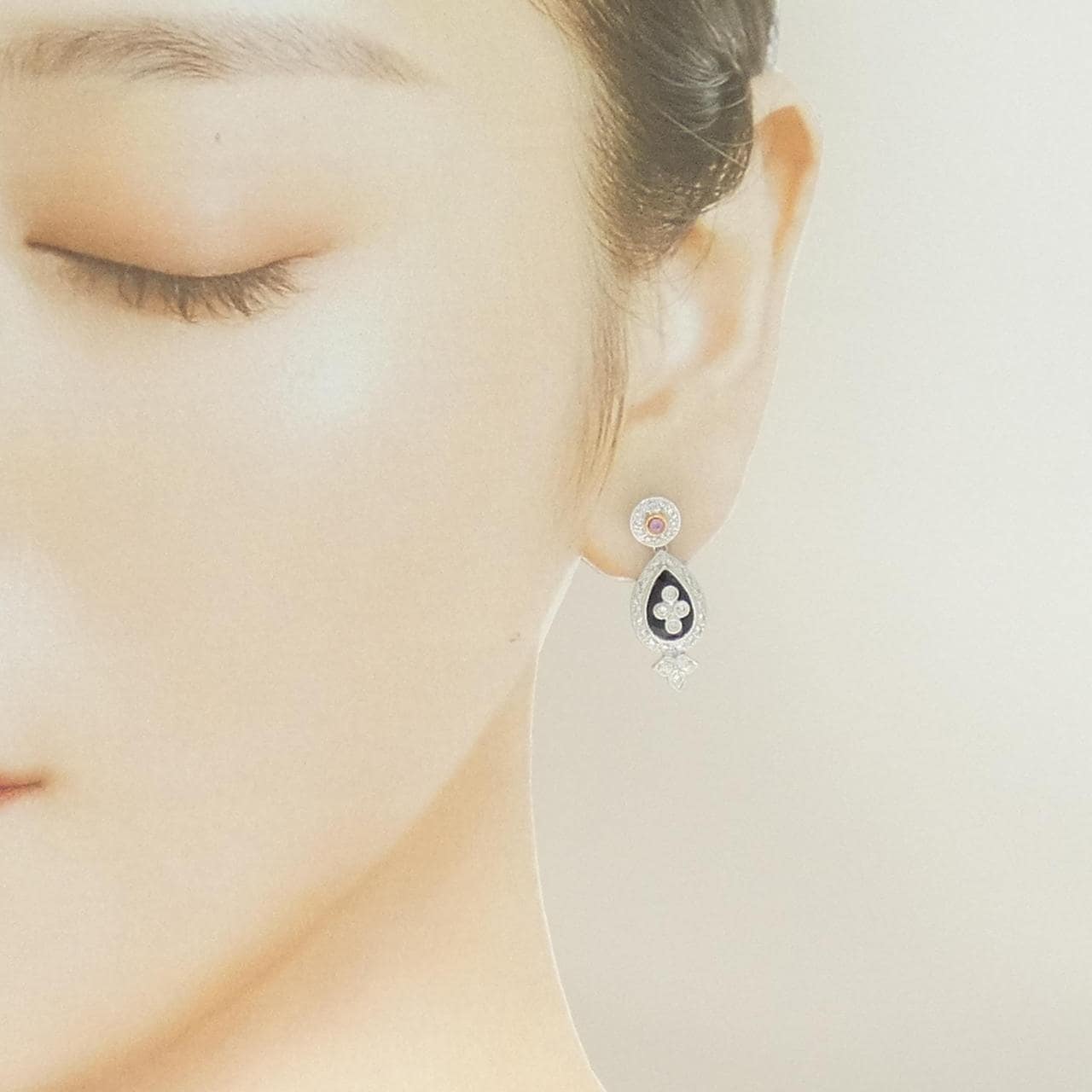 K18WG/K18PG color stone earrings