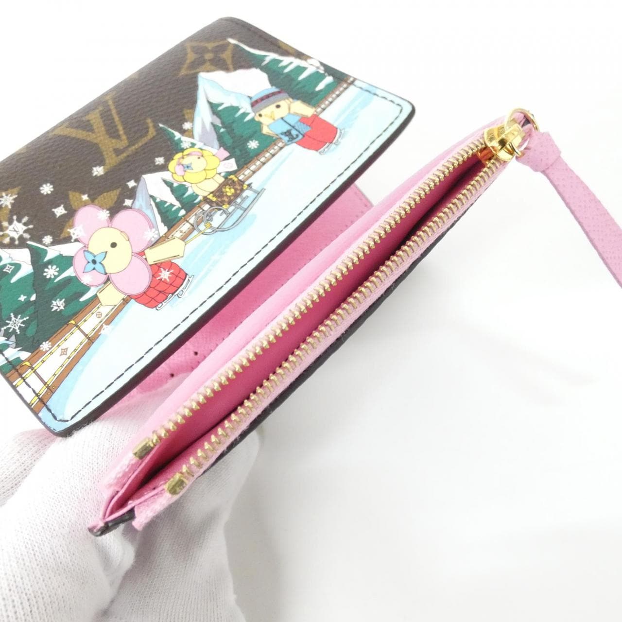 ルイヴィトン モノグラム(ヴィヴィエンヌ) ポルトフォイユ ヴィクトリーヌ M82622 財布