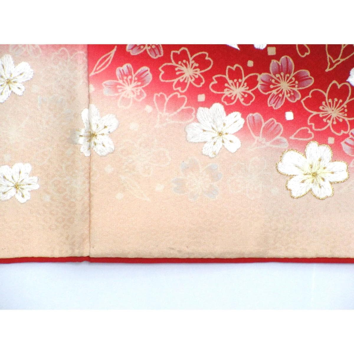振袖　刺繍加工ボカシ染　きもの長襦袢　２点セット