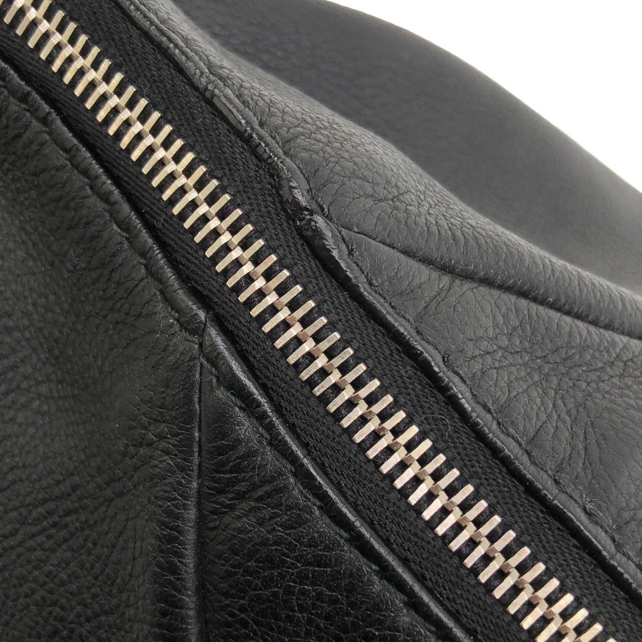 【ヴィンテージ】イヴサンローラン 202128 BEF0N バッグ