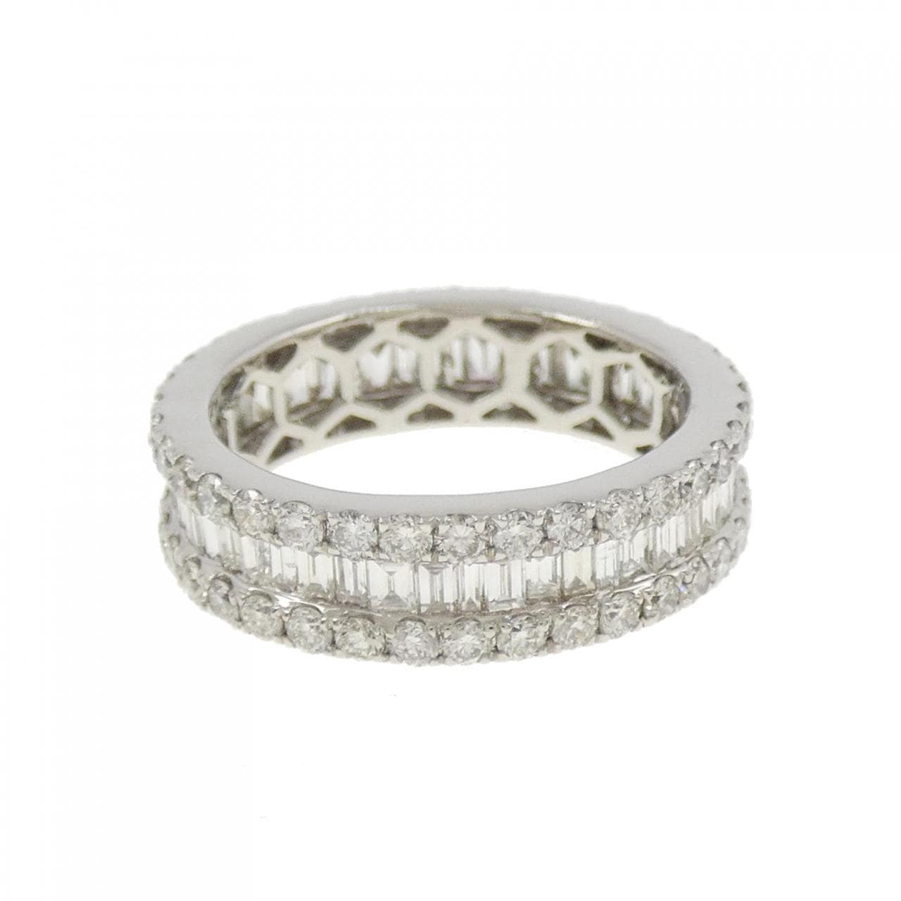 PT900 Full Eternity Diamond Ring 2.75CT