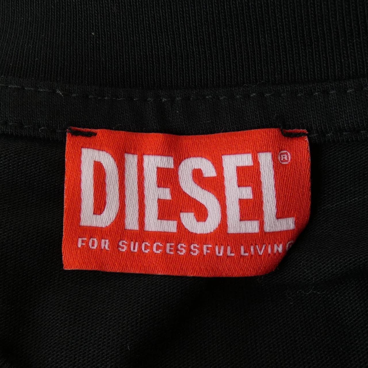 ディーゼル DIESEL Tシャツ