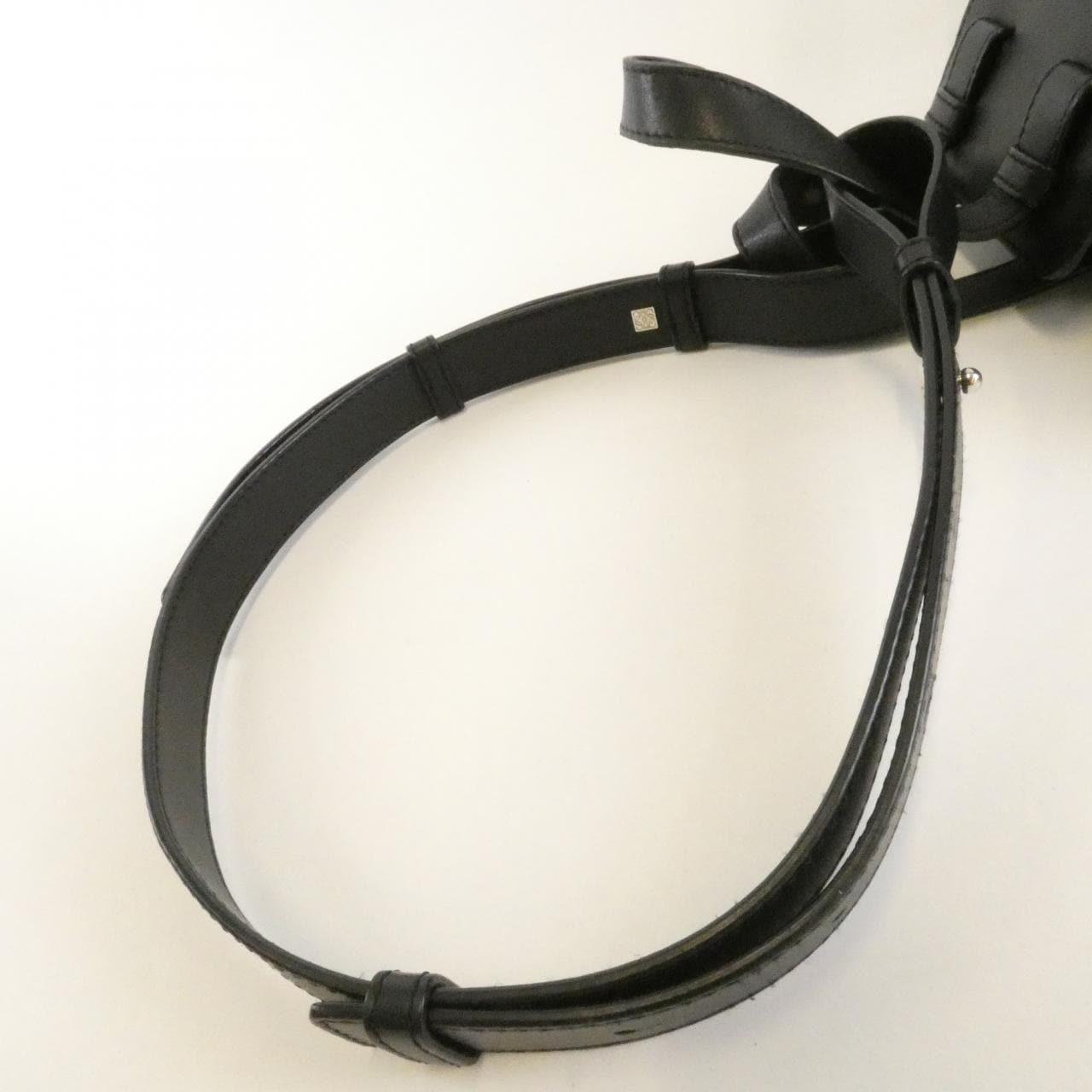 ロエベ ハンモック ドローストリング ミニ 329 77 V07 ショルダーバッグ