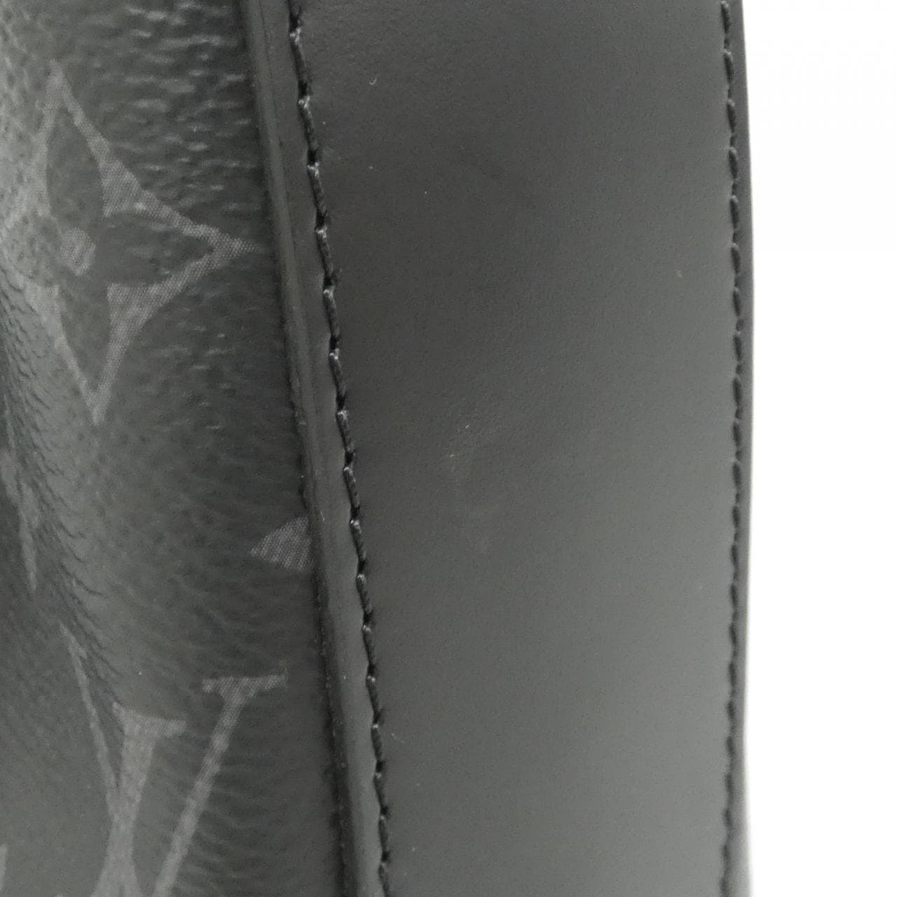 ルイヴィトン モノグラム エクリプス オディセ メッセンジャー MM M44224 ショルダーバッグ