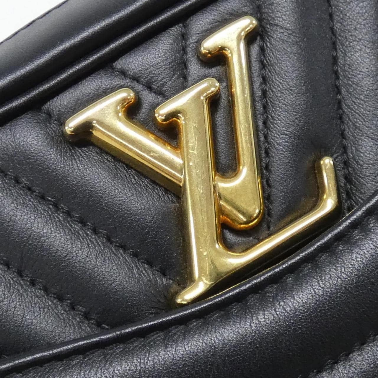 LOUIS VUITTON New Wave New Camera Bag M53682 Shoulder Bag