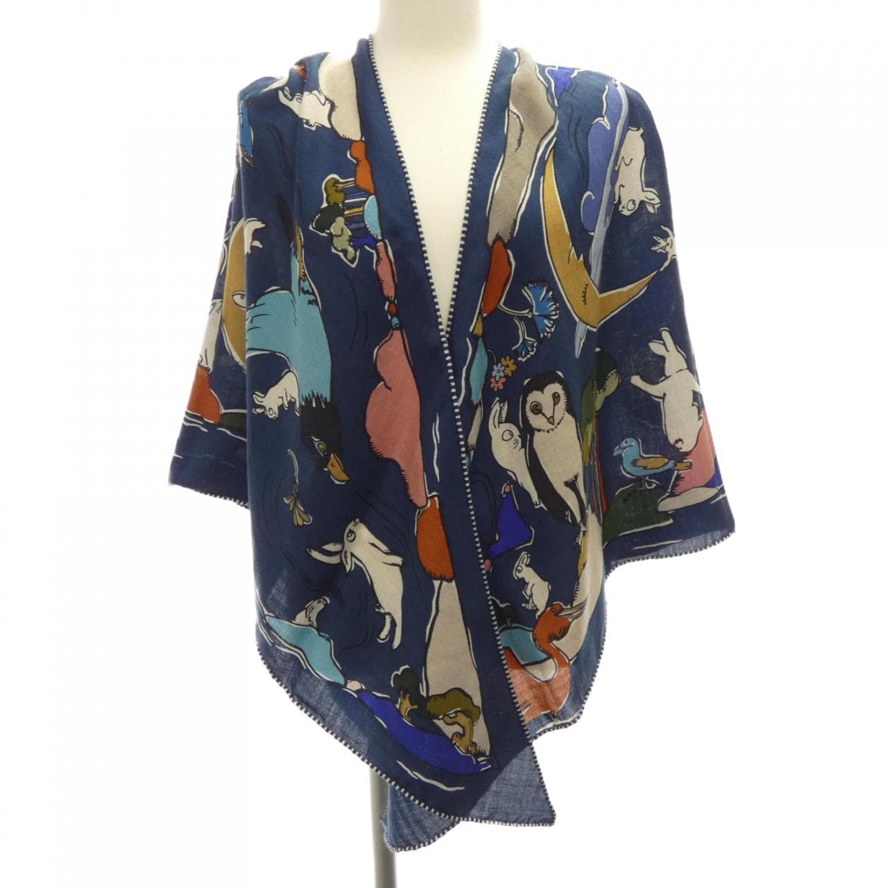 エルメス HERMES MILLE ET UN LAPINS H364007S トライアングルジェアン ショール