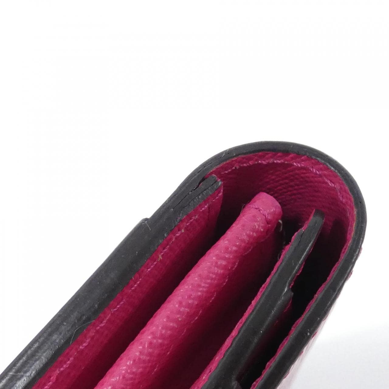 ルイヴィトン エピ ポルトフォイユ サラ M62560 財布