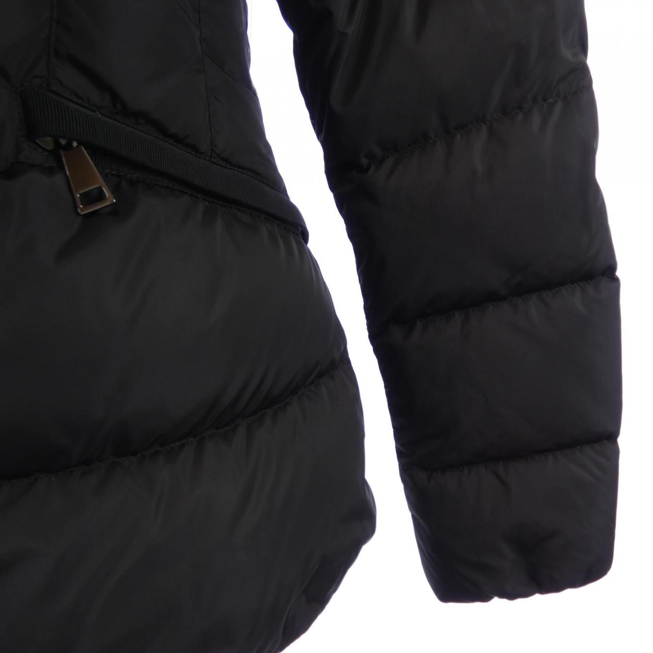 モンクレール MONCLER AVOCE ダウンジャケット