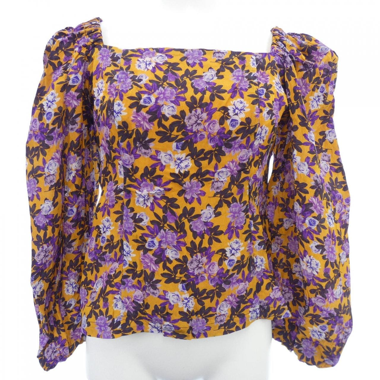 バウムウンドヘルガーデン Baum und Pferdgarten トップス