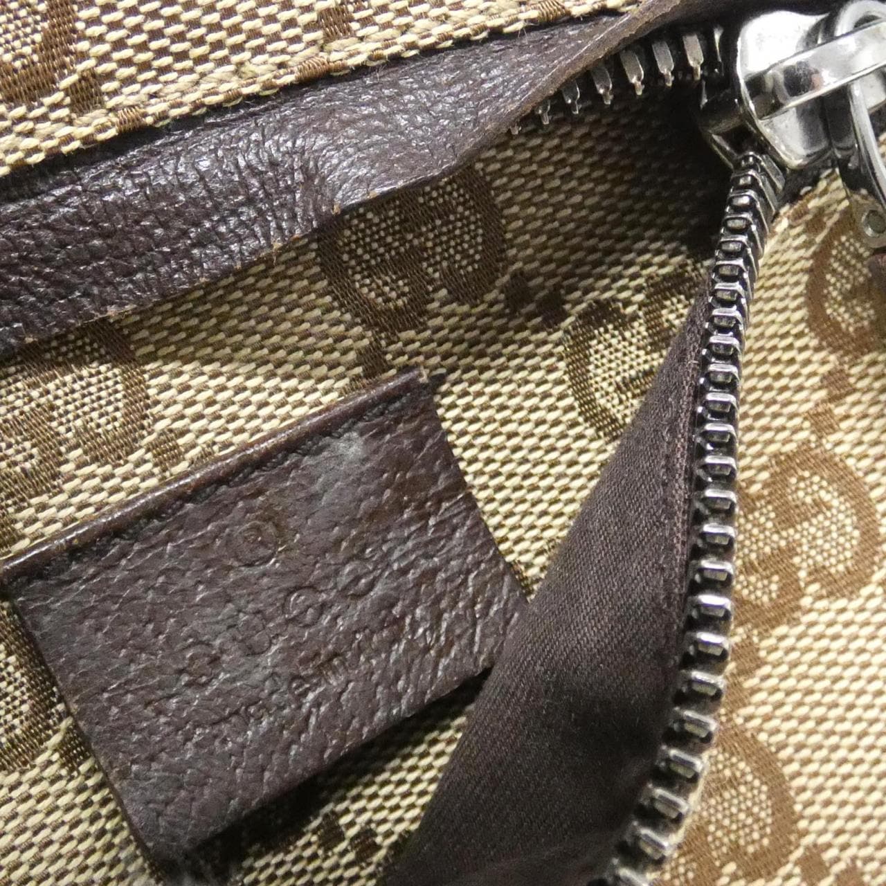 【ヴィンテージ】グッチ 28566 F4FOR ウエストバッグ