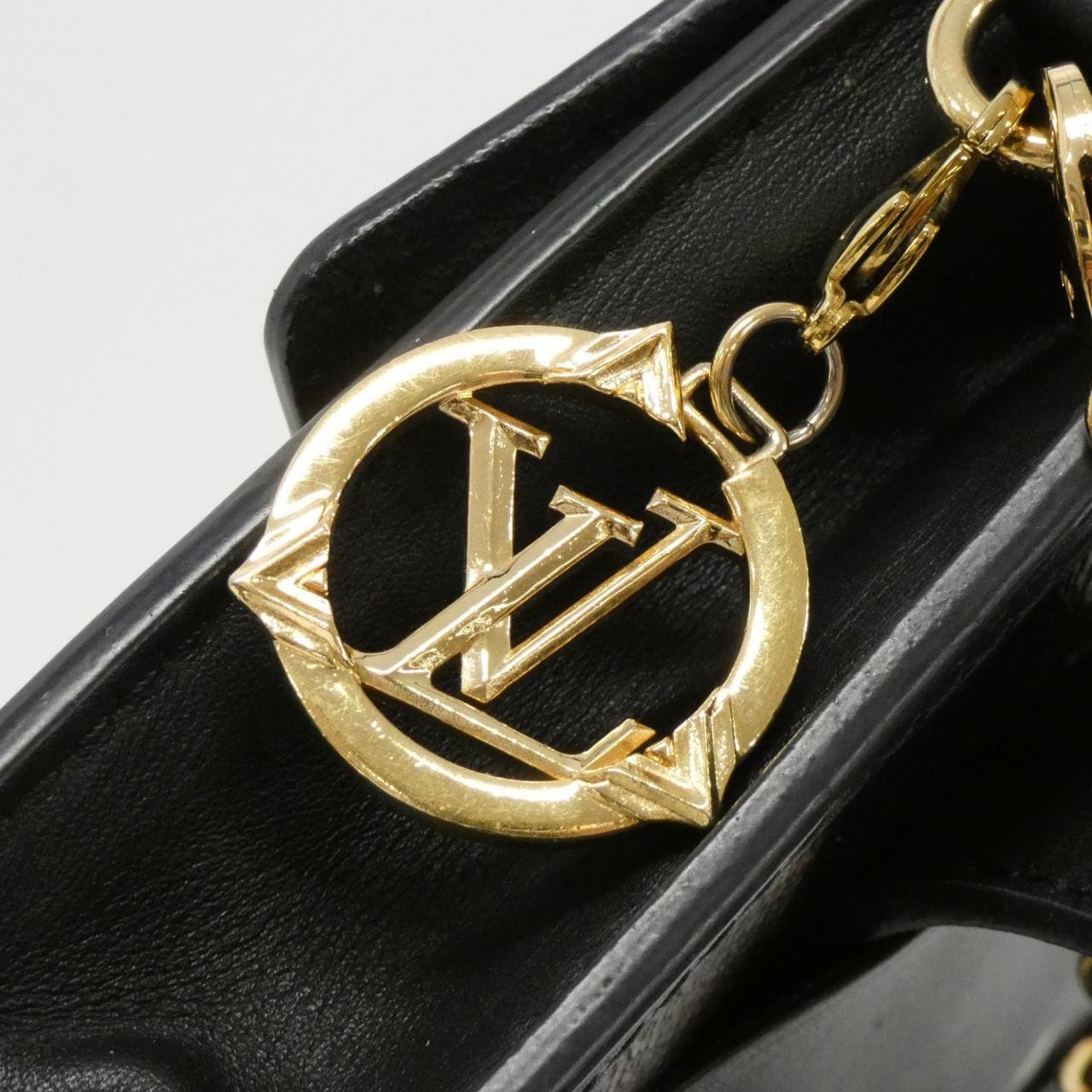 LOUIS VUITTON Monogram (League of Legends) Bumbag Dauphine BB M69086 Waist Bag